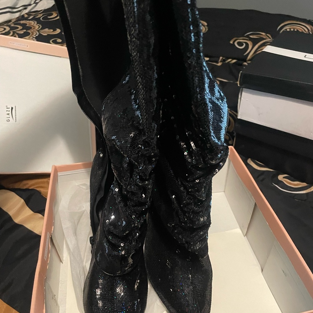 Gianni Bini Black Sequin Heeled Boots(shark)